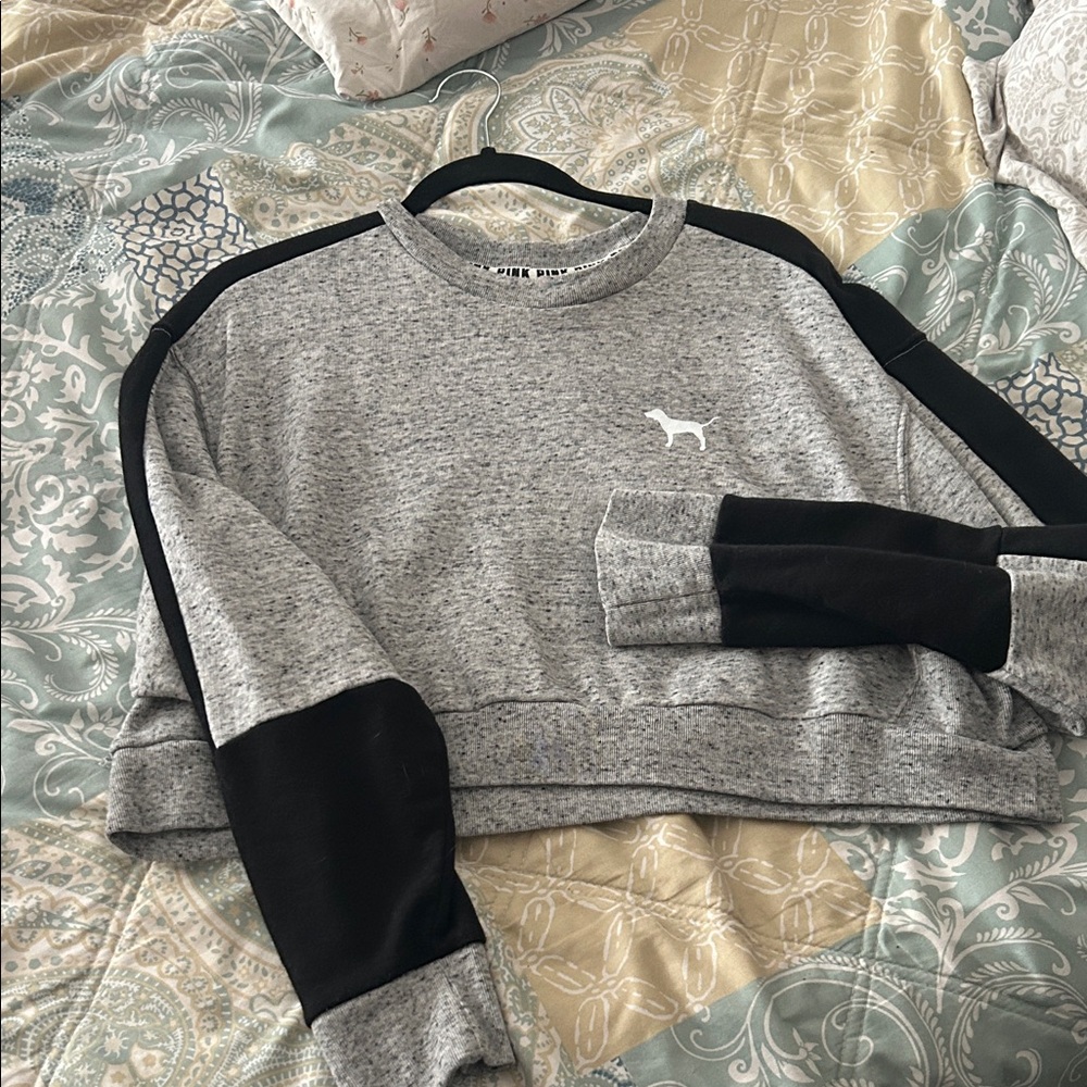 Victoria's Secret Gray & Black Cropped Pullover Sweatshirt
